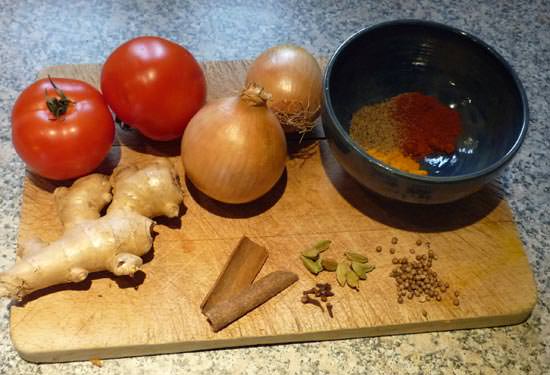 Spices and familiar curry ingredients